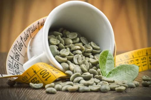 فوائد القهوة الخضراء على الريق وقبل النوم وأفضل أنواعها