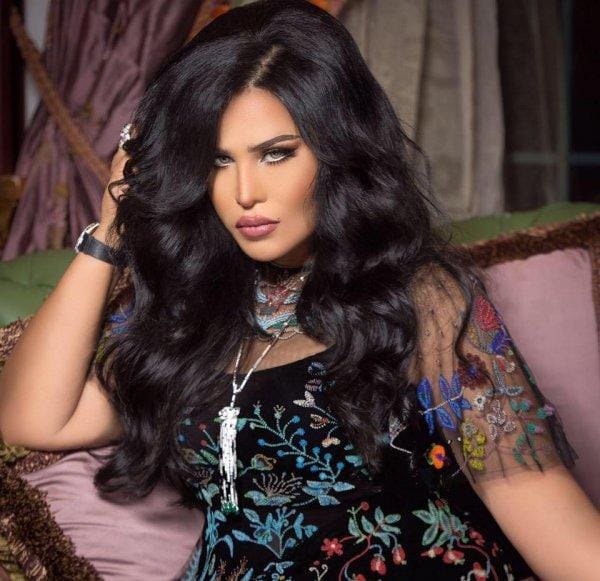 أفخم فساتين أحلام الشامسي الجديدة لعام 2022