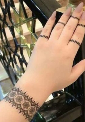 simple henna design 10