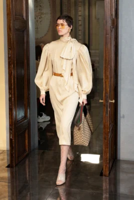 حقائب جوتشي الأيقونية عبر العقود: Jackie، Diana وHorsebit 1955 8 00026 gucci resort 2026 credit brand