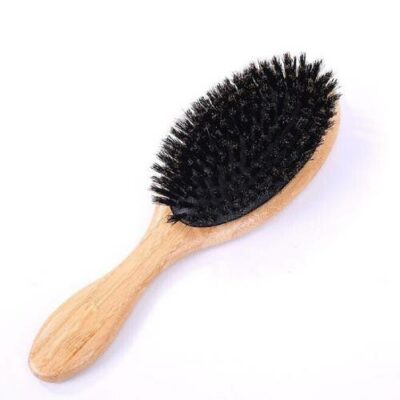 دليلك لاختيار فرشاة الشعر المثالية حسب نوع شعرك 2 Different types of hair brushes and its effect fustany image 2