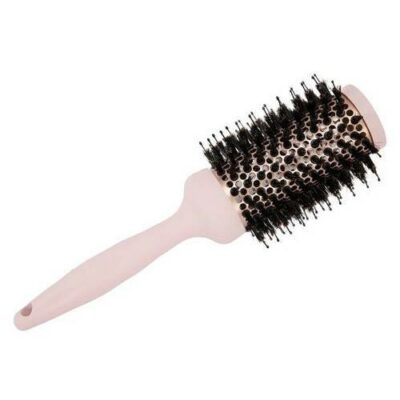 دليلك لاختيار فرشاة الشعر المثالية حسب نوع شعرك 5 Different types of hair brushes and its effect fustany image 4 1